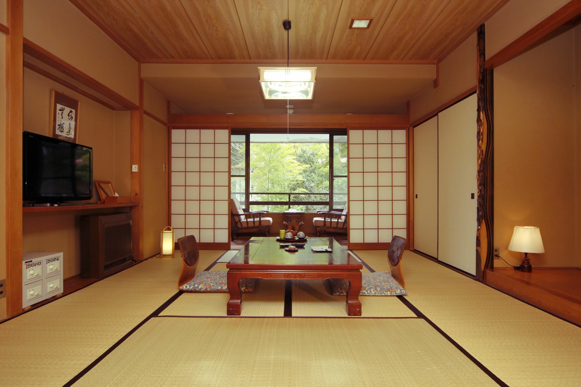 温泉旅館みたけ 箱根町 エクステリア 写真